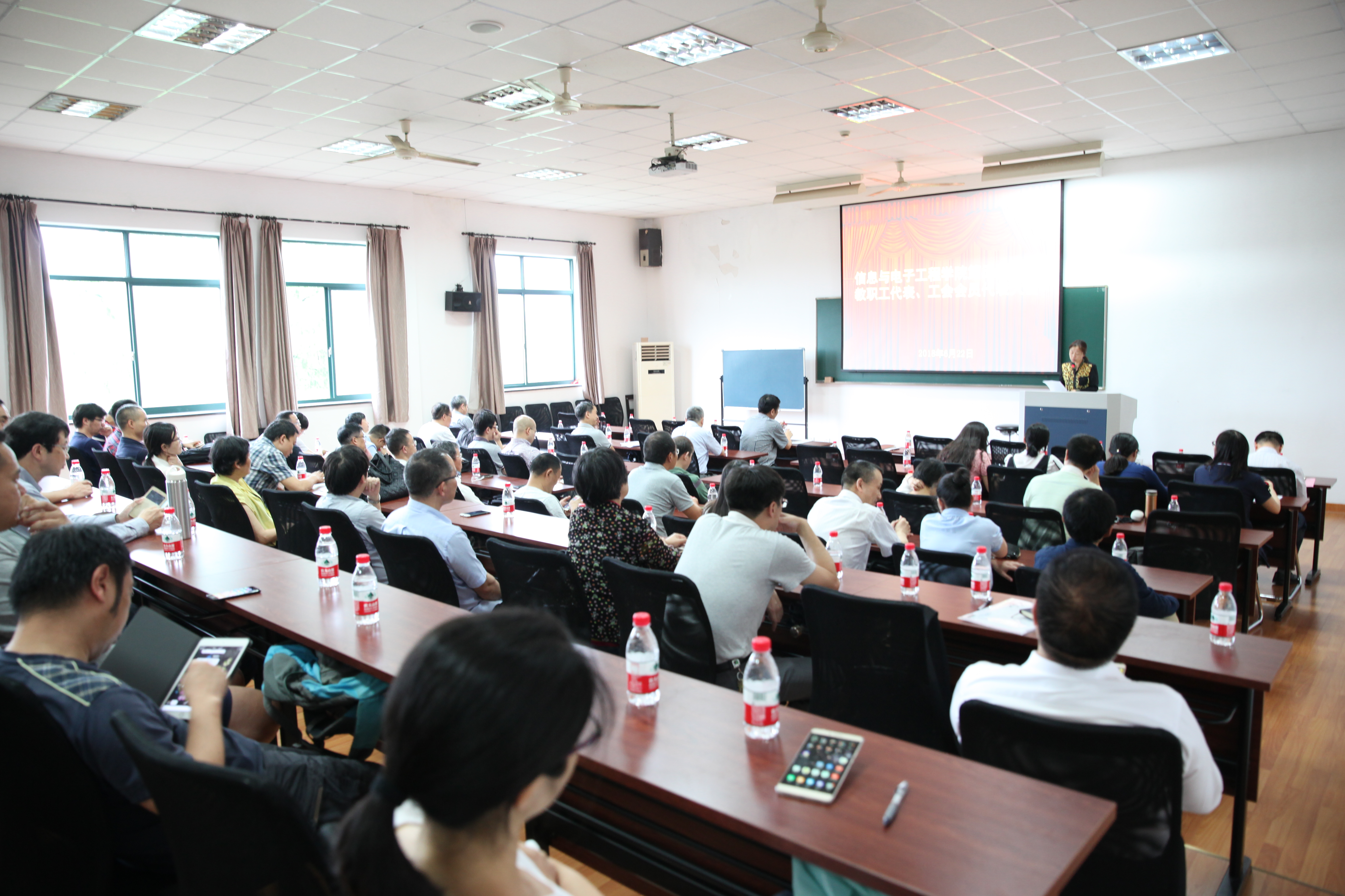 微信图片_201806260825123.jpg 微信图片_201806260825123.jpg